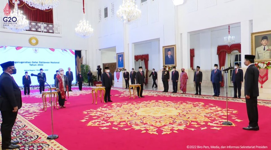Presiden Jokowi Anugerahi 5 Tokoh Nasional Gelar Pahlawan Nasional
